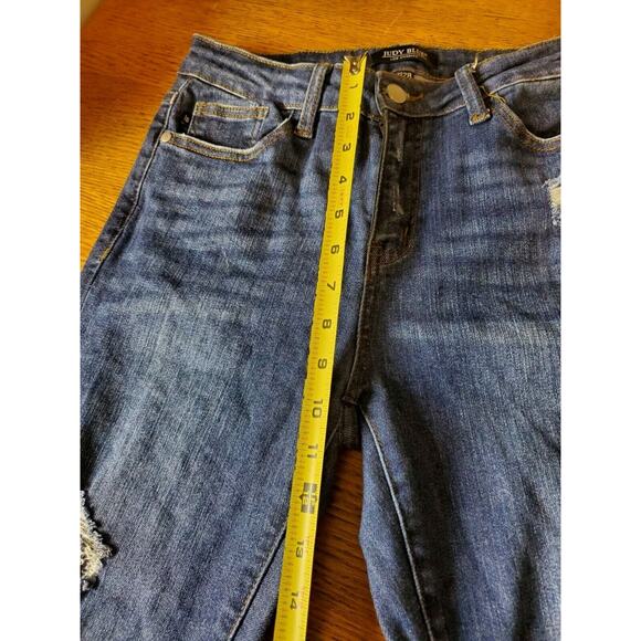 Judy Blue 7/28 MID Rise Skinny Jeans Blue Distressed FRAY RAW Hems Stretch - Picture 11 of 13